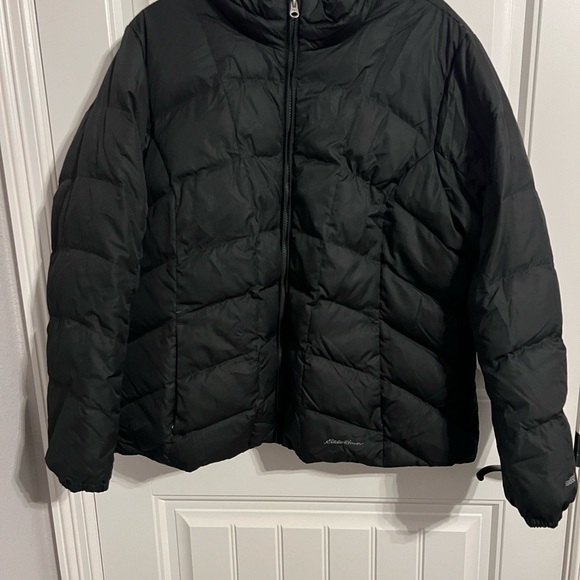 #3332. Eddie Bauer Women's Black Down Filled Quilted Puffer Coat. Size XXL - Picture 1 of 12